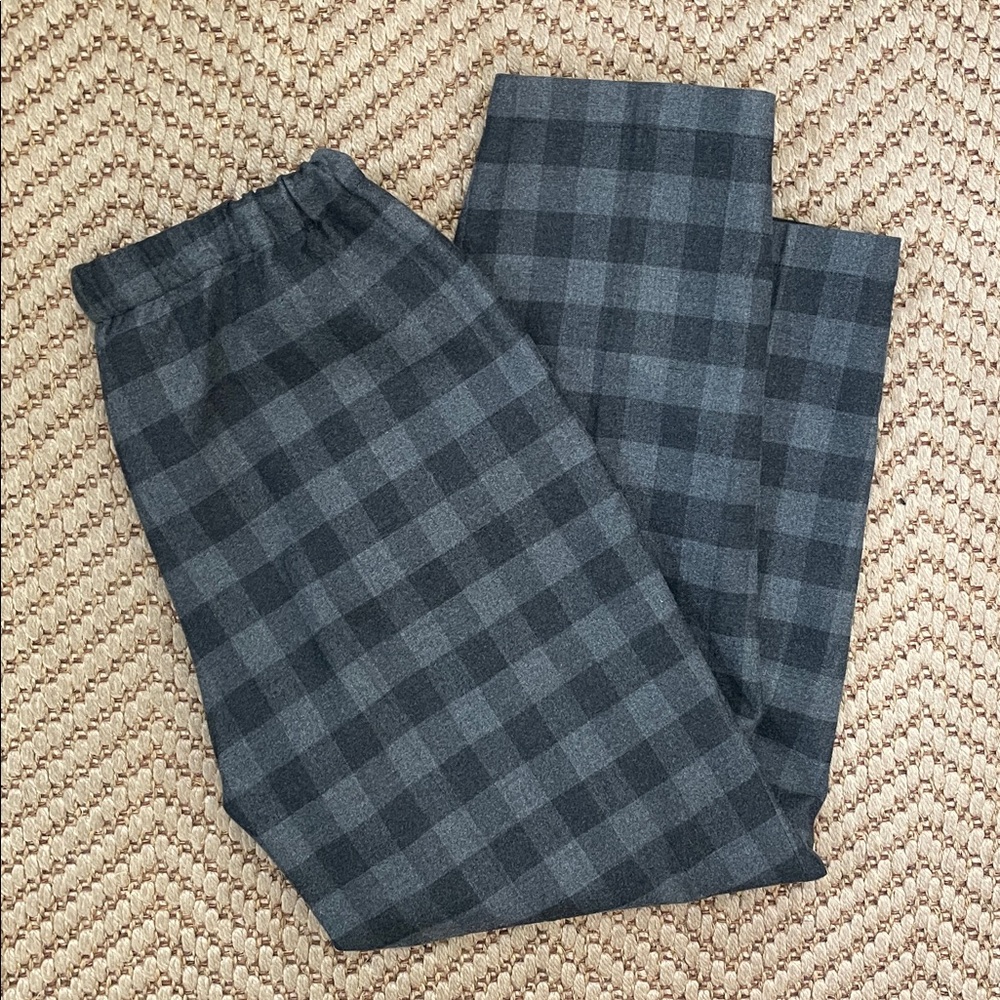 Aritzia - Babaton - Classic Checkered Soft Wide Legged Pants - Grey / Black - M